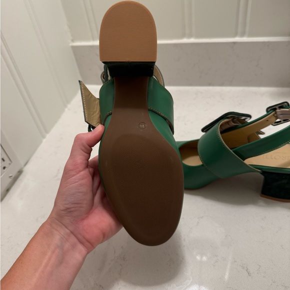 Girotti Green Heeled Mary Jane's - Picture 4 of 7